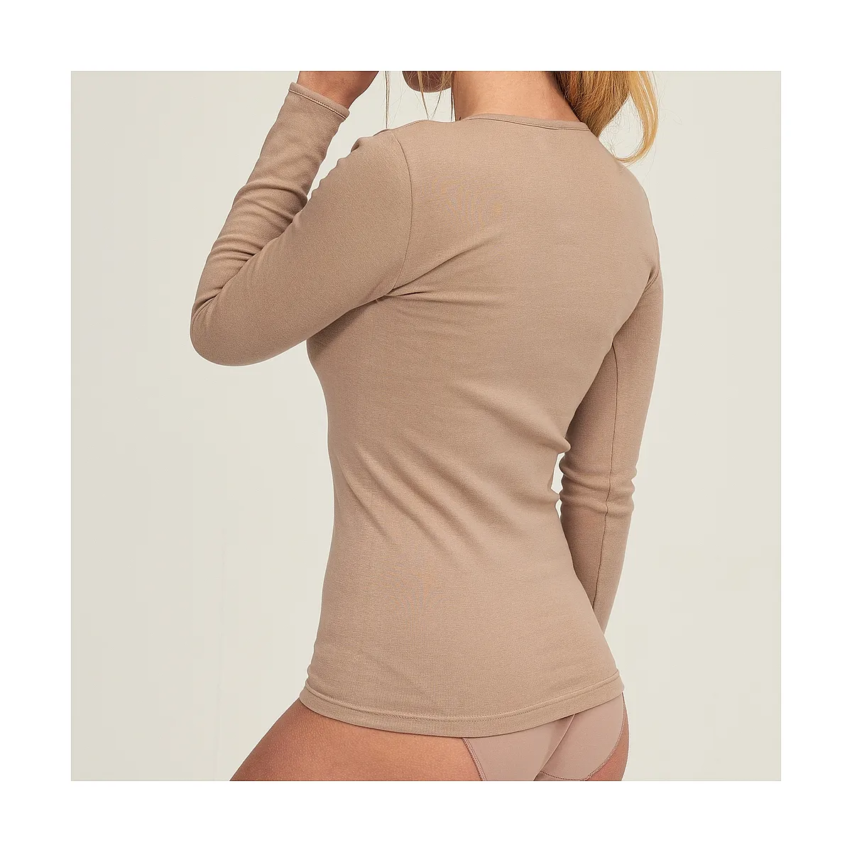 9818 CAMISETA MANGA LARGA AFELPADA TÉRMICA ADAPTABLE