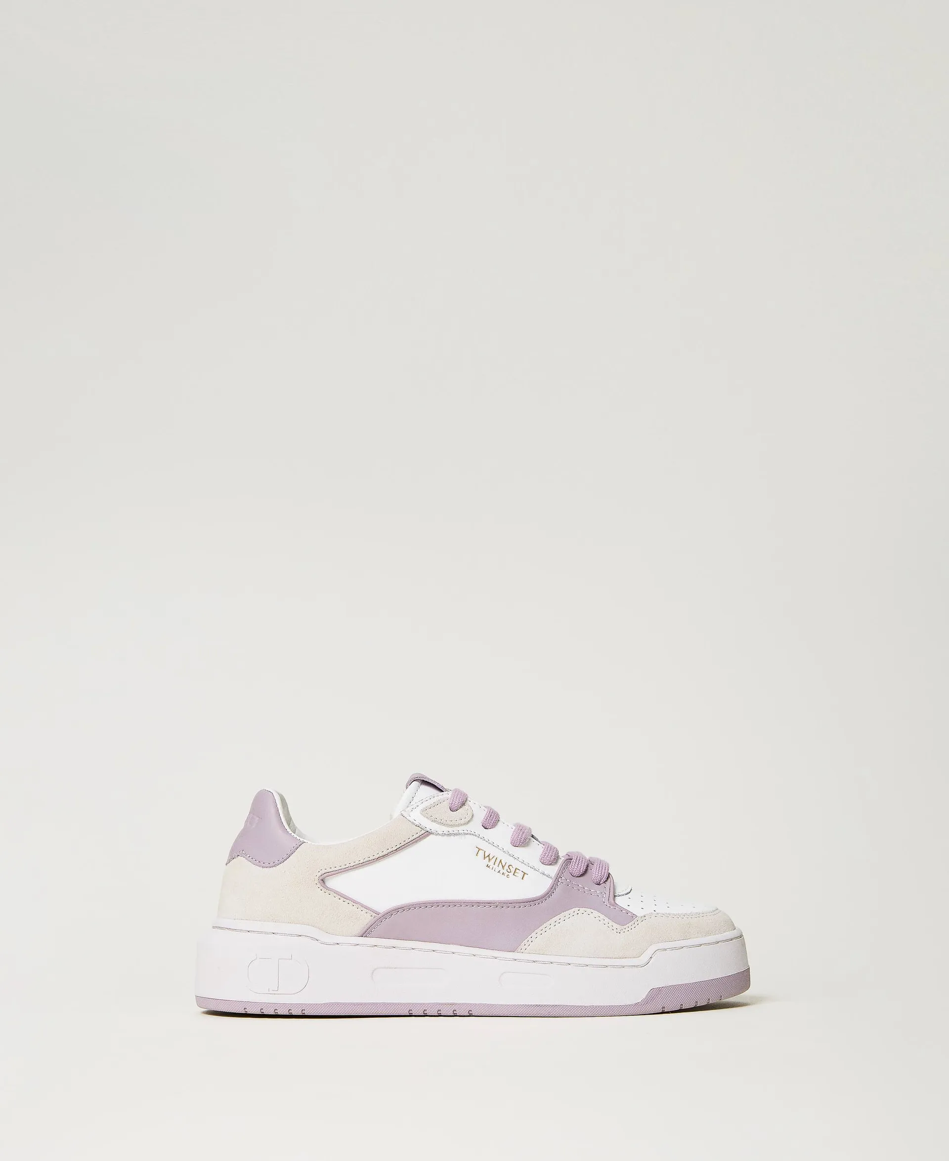 Baskets en cuir color block