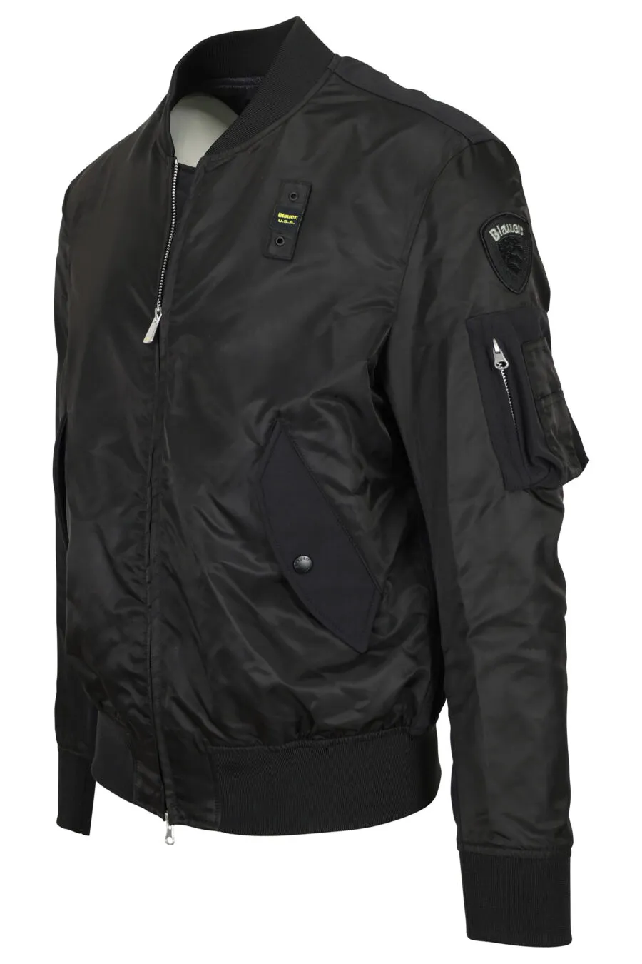 Bomber negra con logo parche lateral
