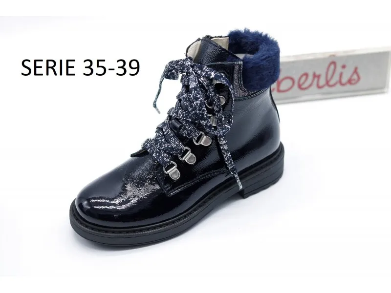 BOTA DE CHAROL PARA NIÑA 22037B BEBERLIS EN COLOR MARINO