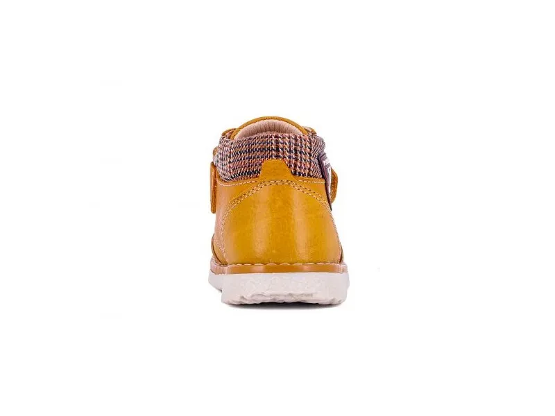 BOTA DE PIEL PARA NIÑO 004580 PABLOSKY EN COLOR AMARILLO