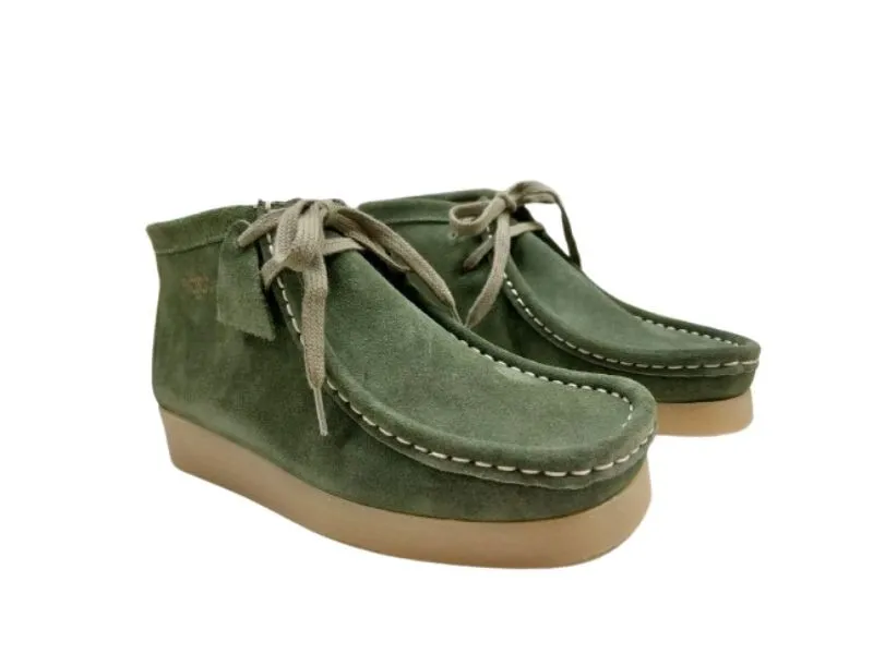 BOTIN WASP WALLABEE AGOT EN COLOR SERRAJE MUSGO