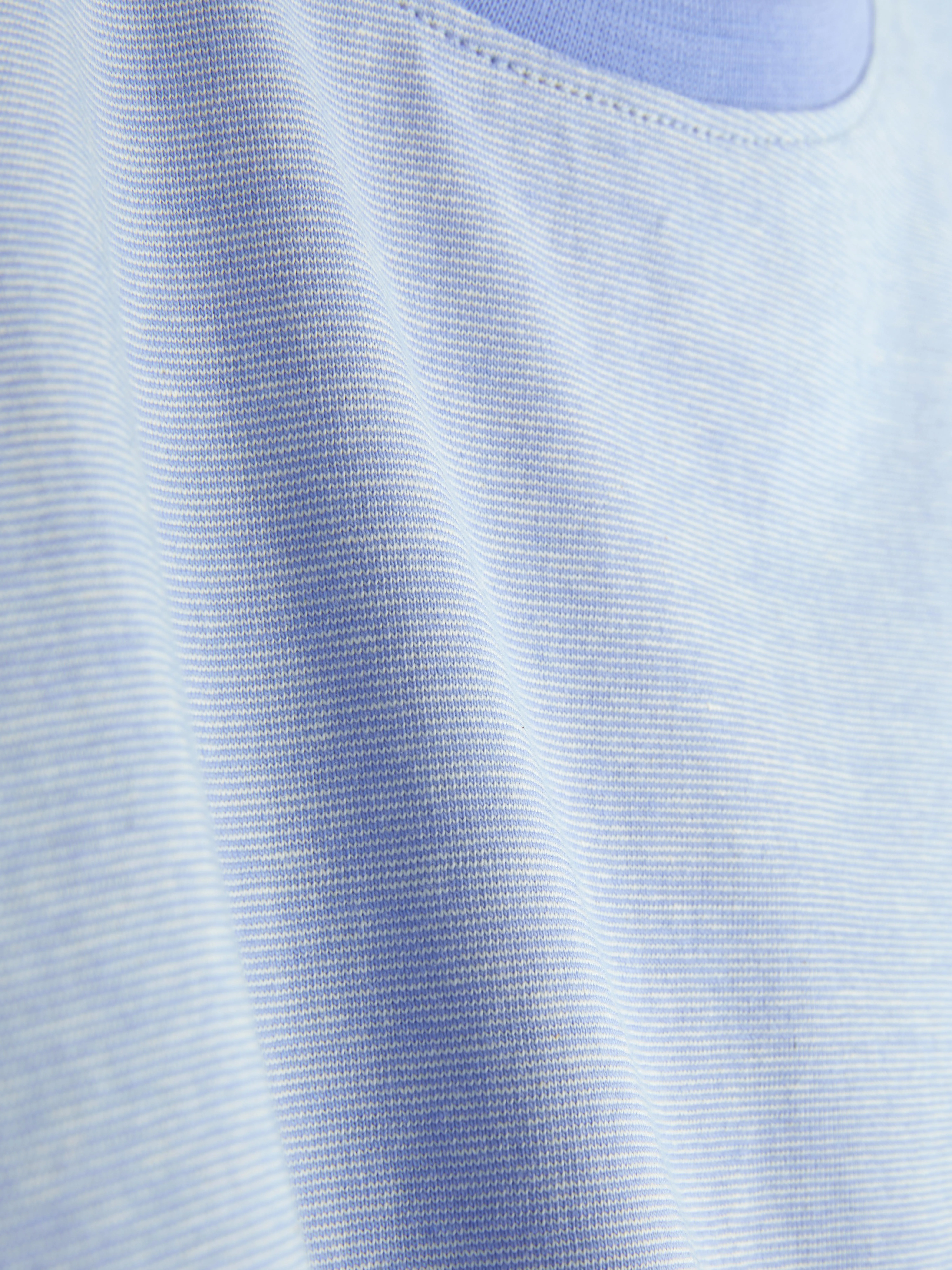 Camiseta con textura a rayas Hairline