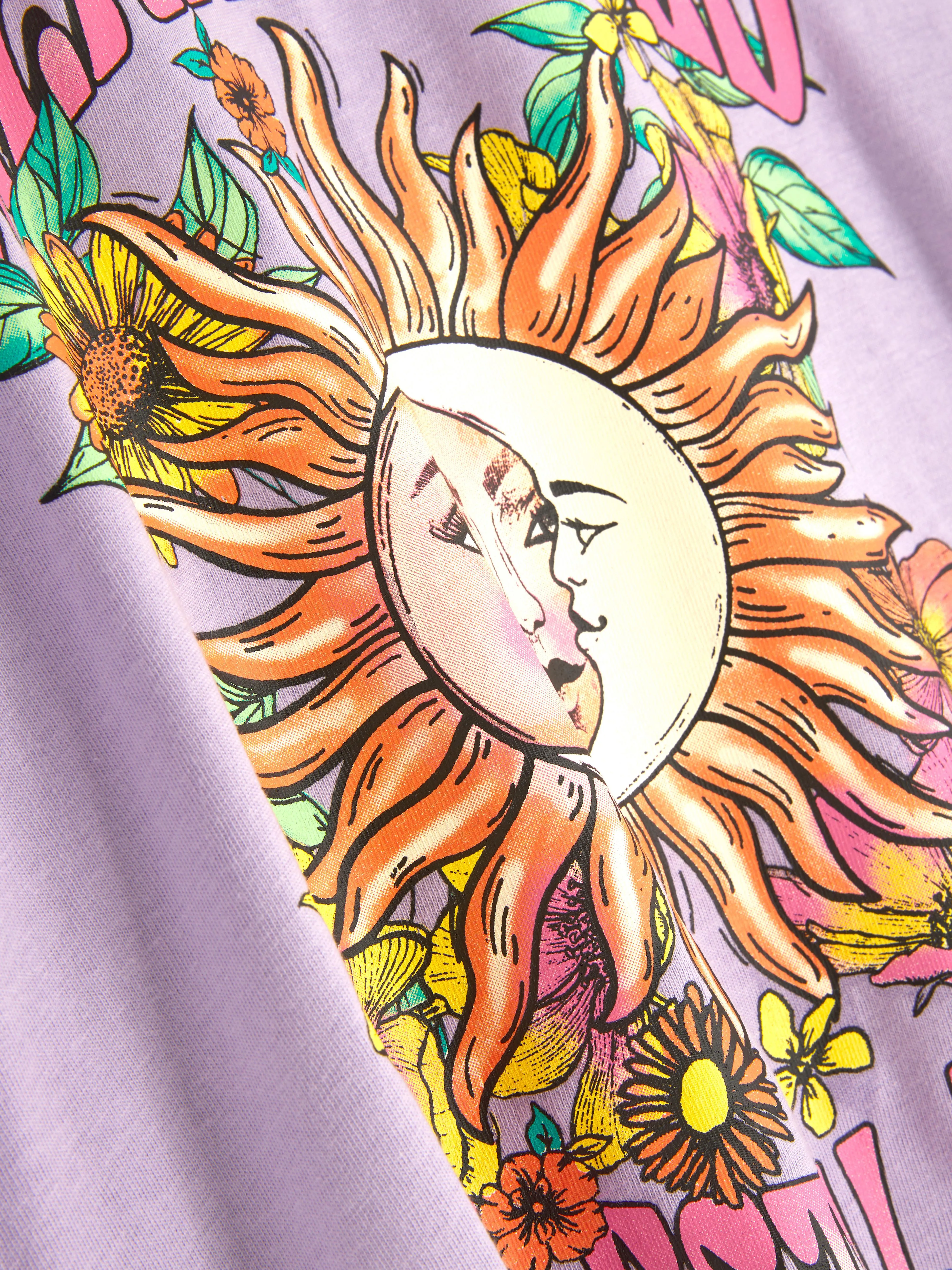 Camiseta de manga corta con estampado gráfico