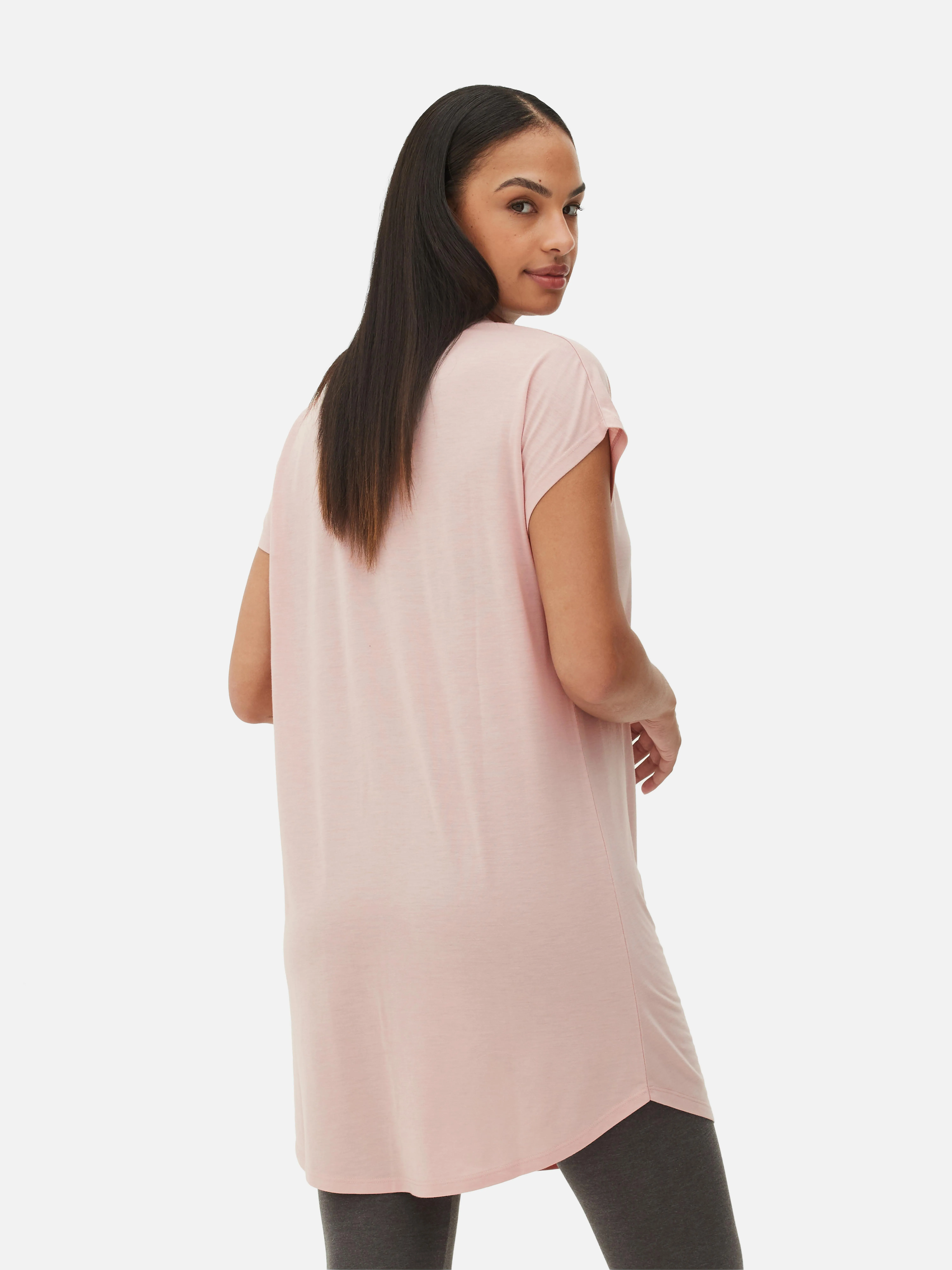 Camiseta larga de cuello redondo