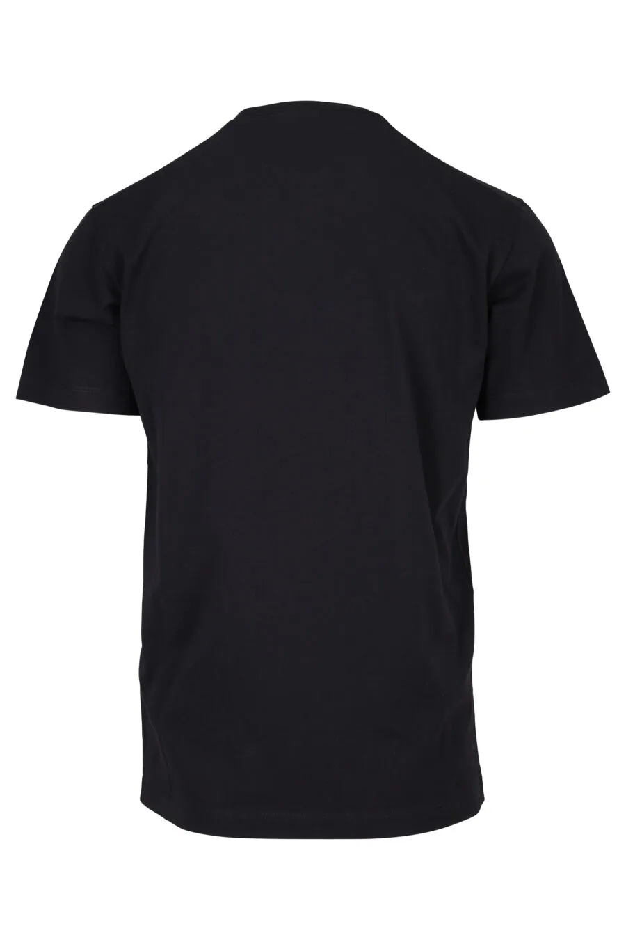 Camiseta negra con minilogo hoja sangre