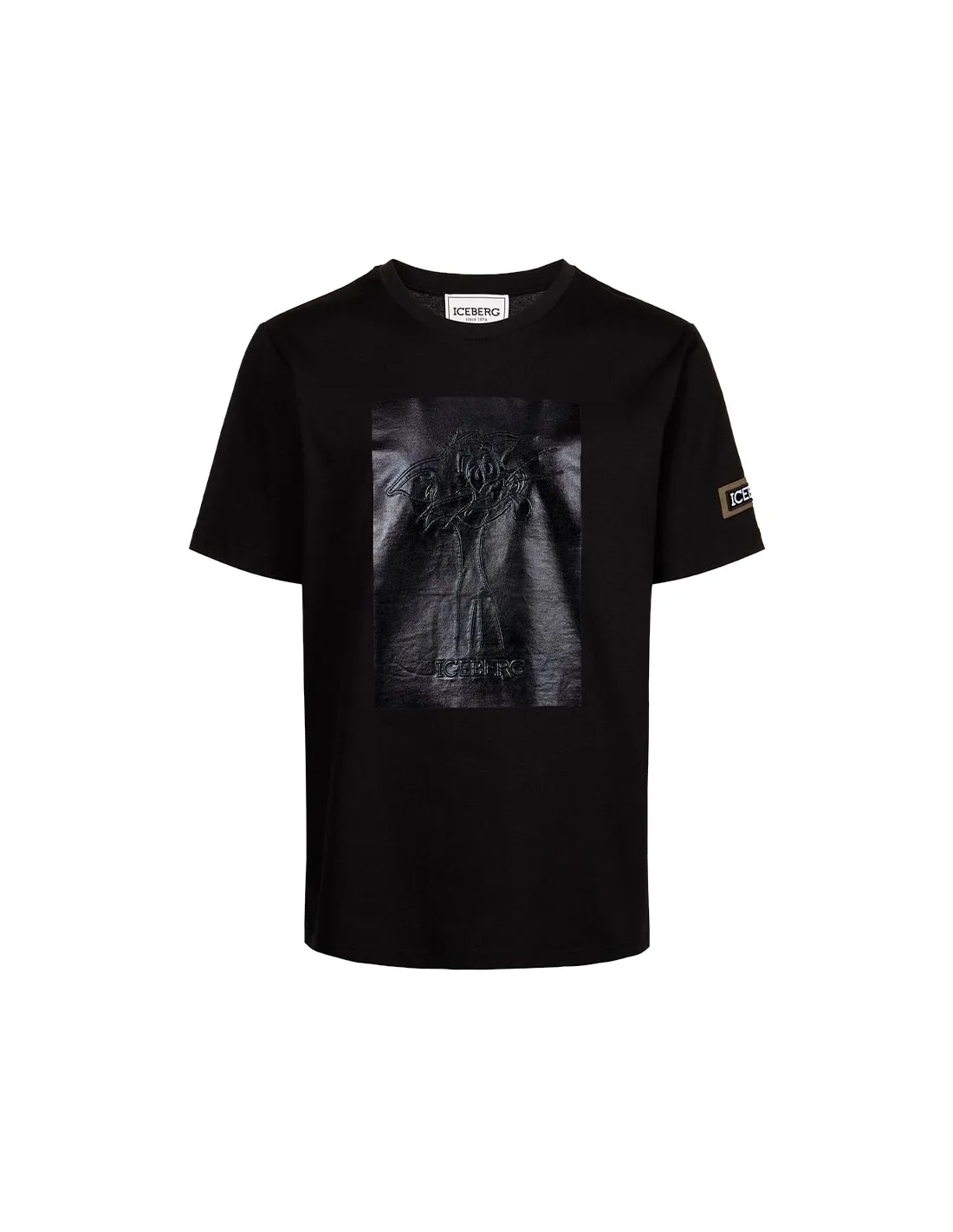 Camiseta negra con Tom bordado y plastificado