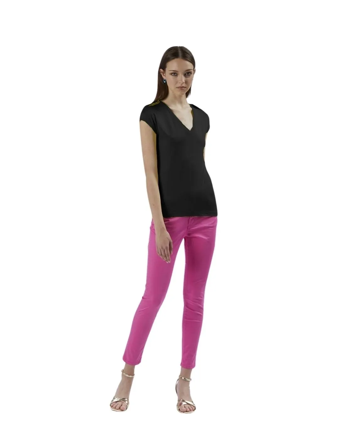 Camiseta negra de CAFE NOIR: sofisticación y comodidad