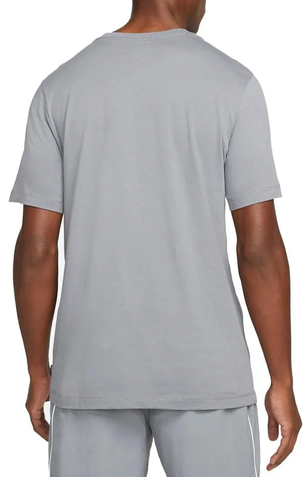 CAMISETA NIKE F.C. SEASONAL GRAPHIC TSHIRT