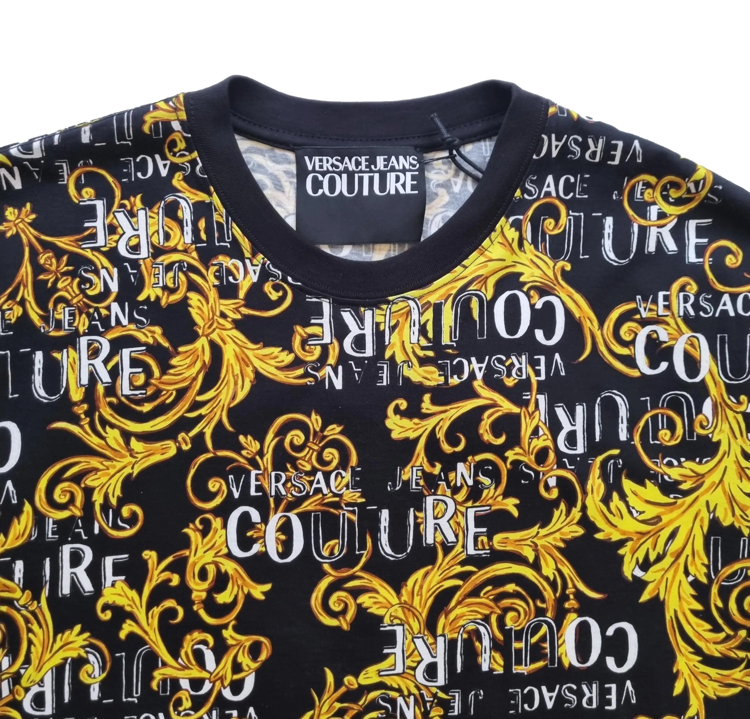 CAMISETA VERSACE JEANS COUTURE 74GAH6S0 BAROQUE AMARILLONEGRO