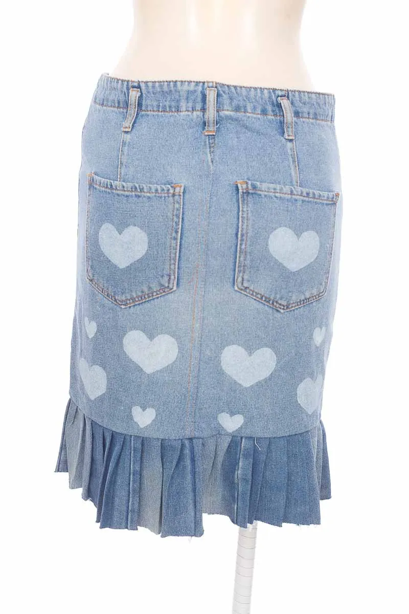 FALDA COLOR AZUL  CLOSEANDO