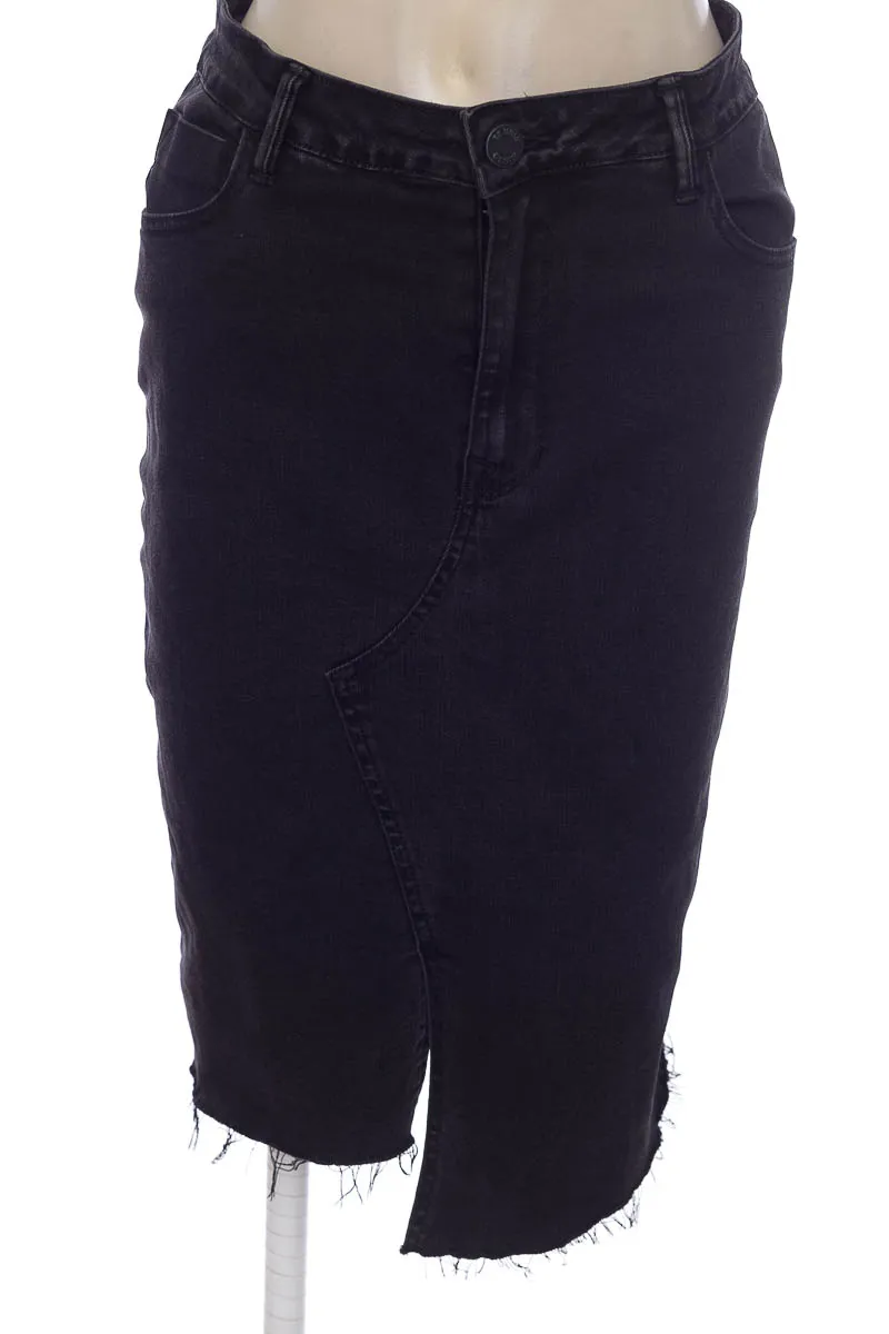 FALDA COLOR NEGRO  TENNIS