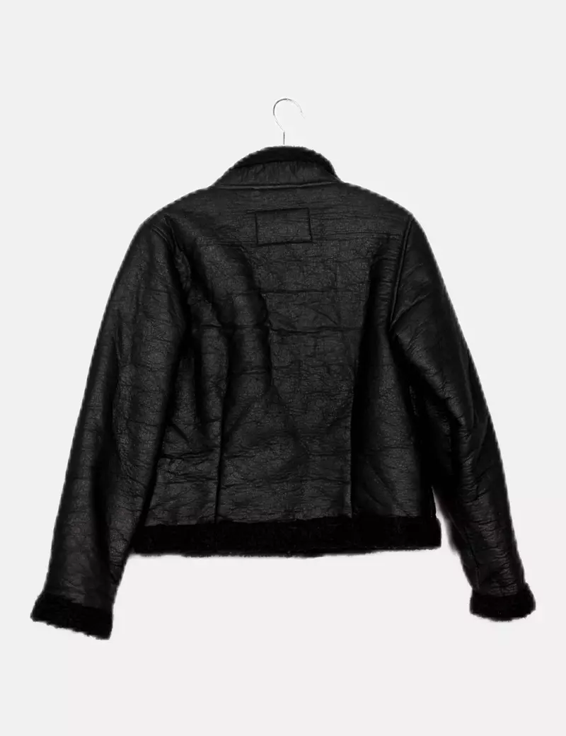 Folia Chaqueta negra texturizada