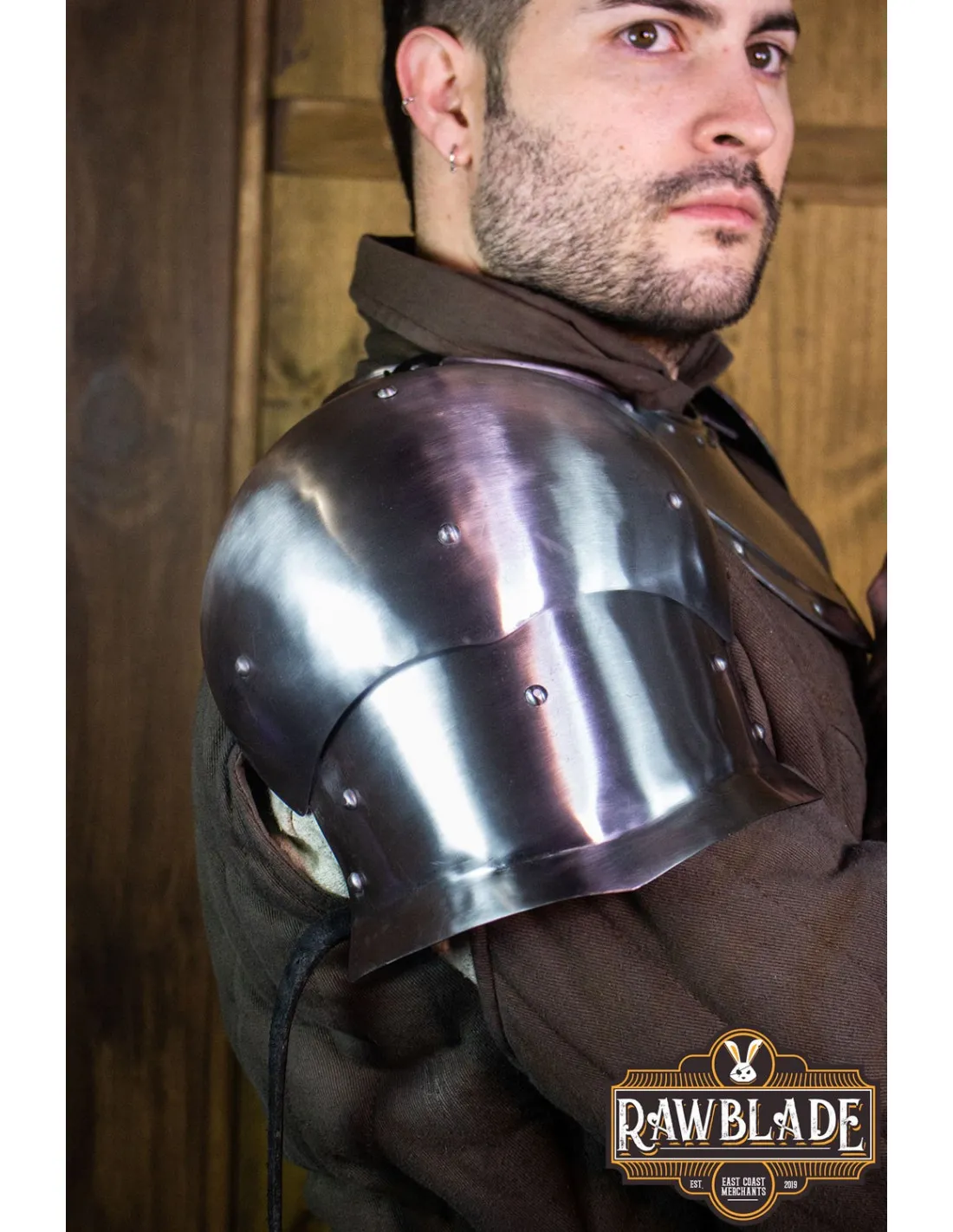Hombreras medievales Valiant en acero