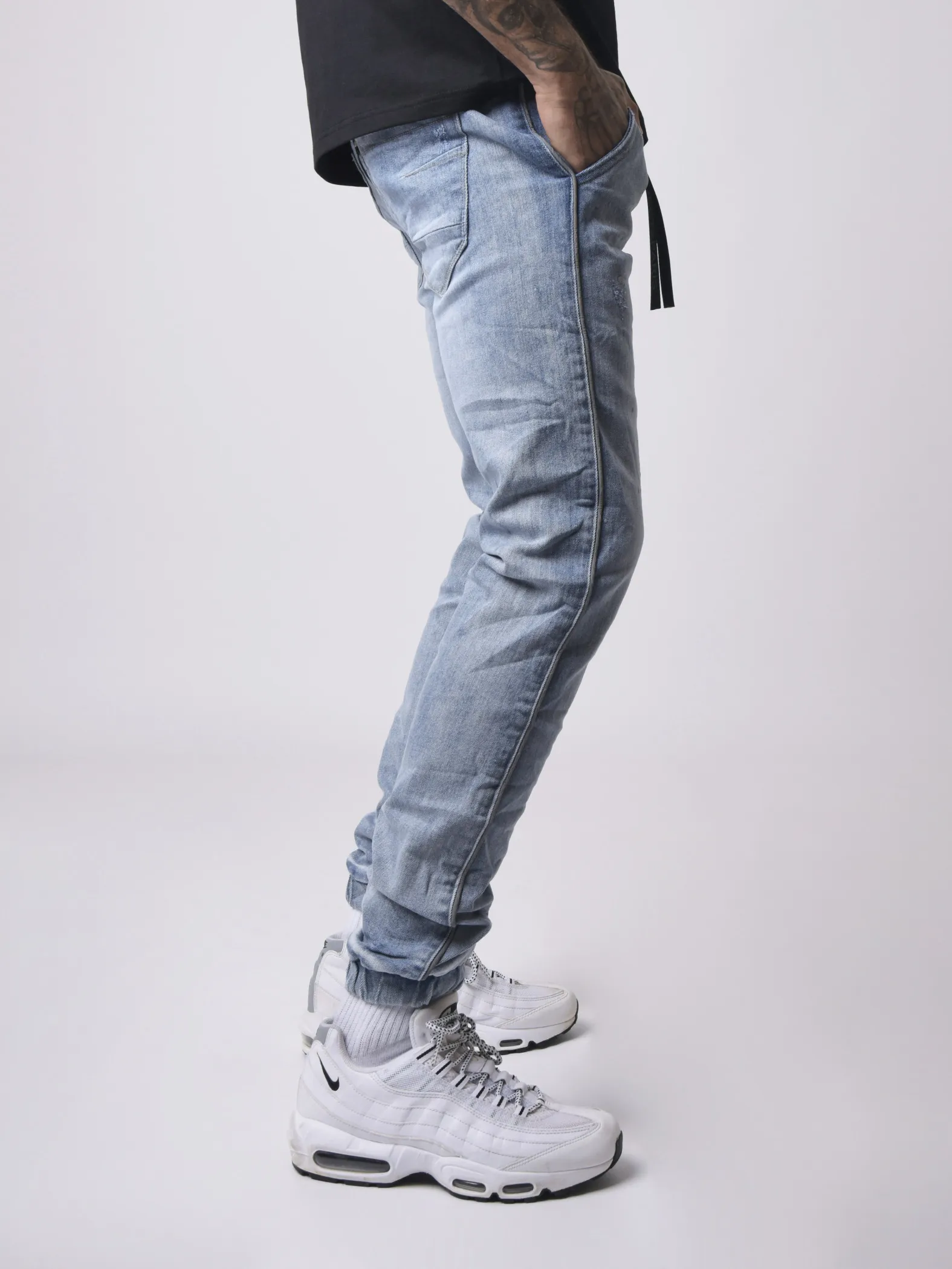 Jeans con ribete reflectante