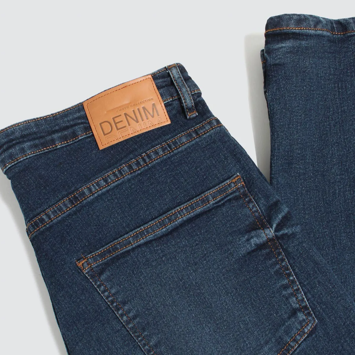 Jeans Slim Tono Oscuro