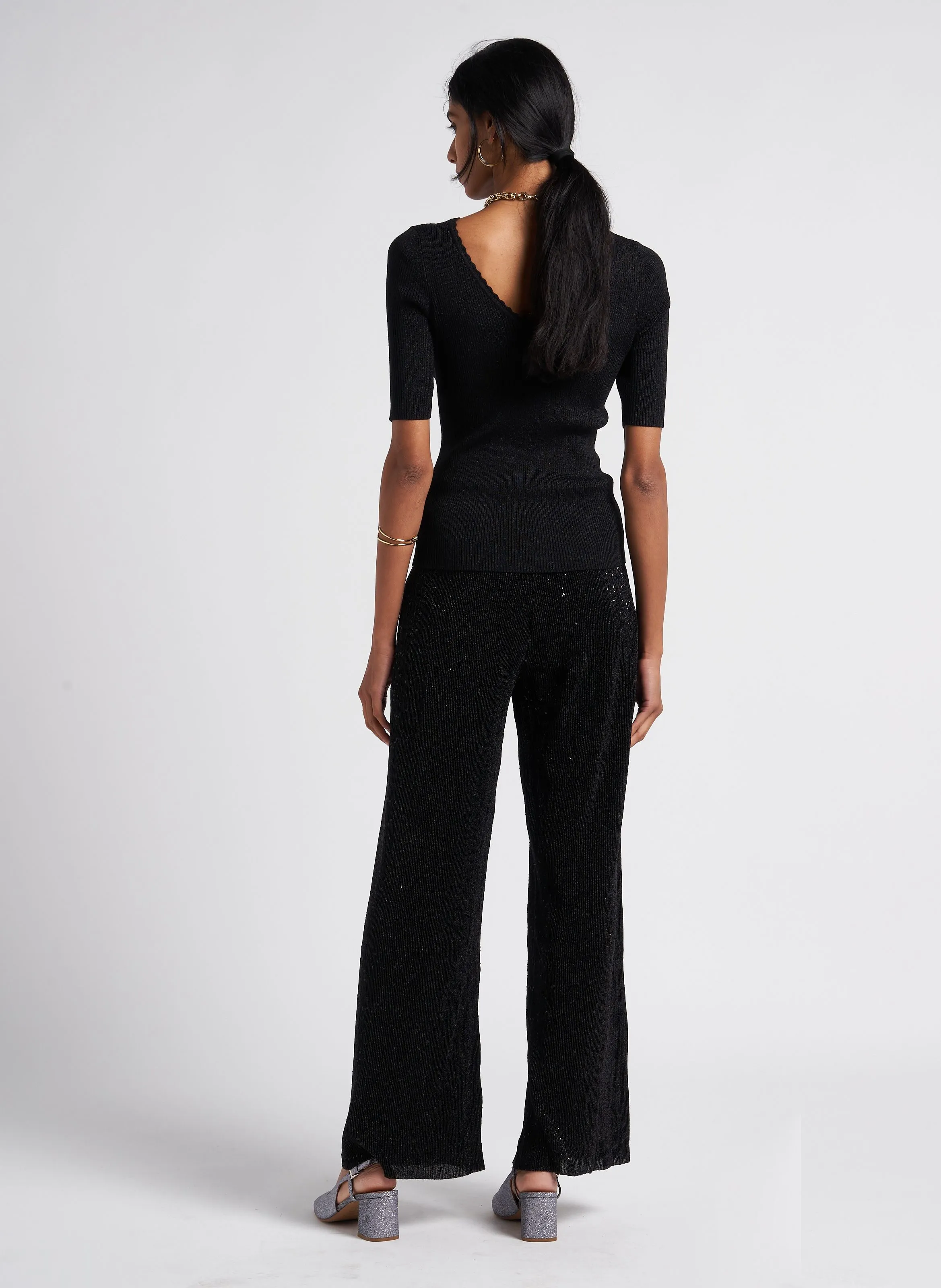 LOCA  PANTALóN ANCHO DE LENTEJUELAS EN NEGRO