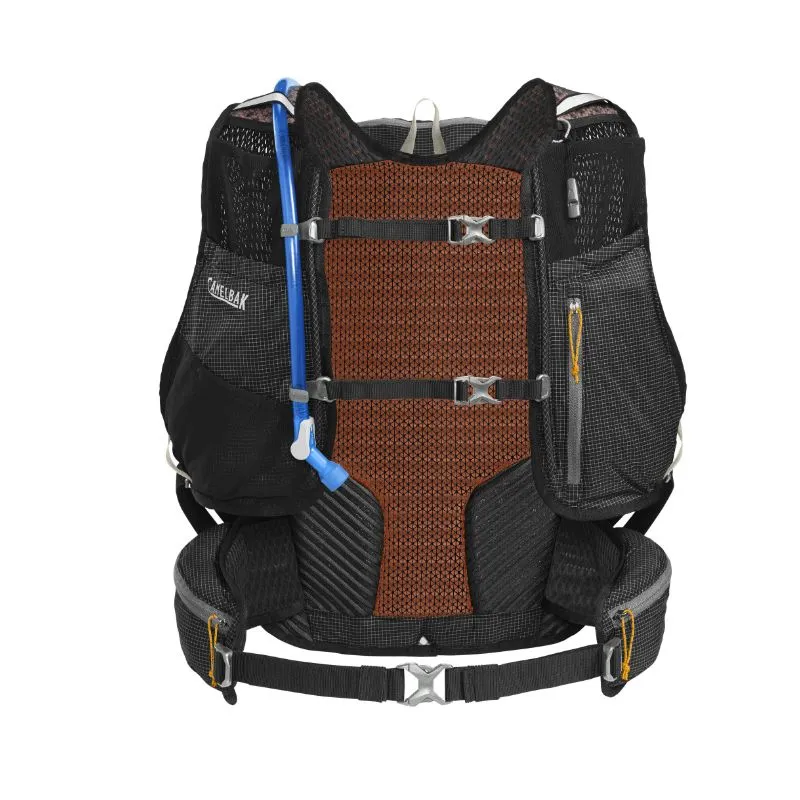 Mochila CamelBak Octane 22L con bolsa de agua de 2L (Negro/Abaricoque)