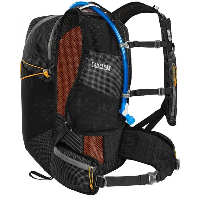 Mochila CamelBak Octane 22L con bolsa de agua de 2L (Negro/Abaricoque)