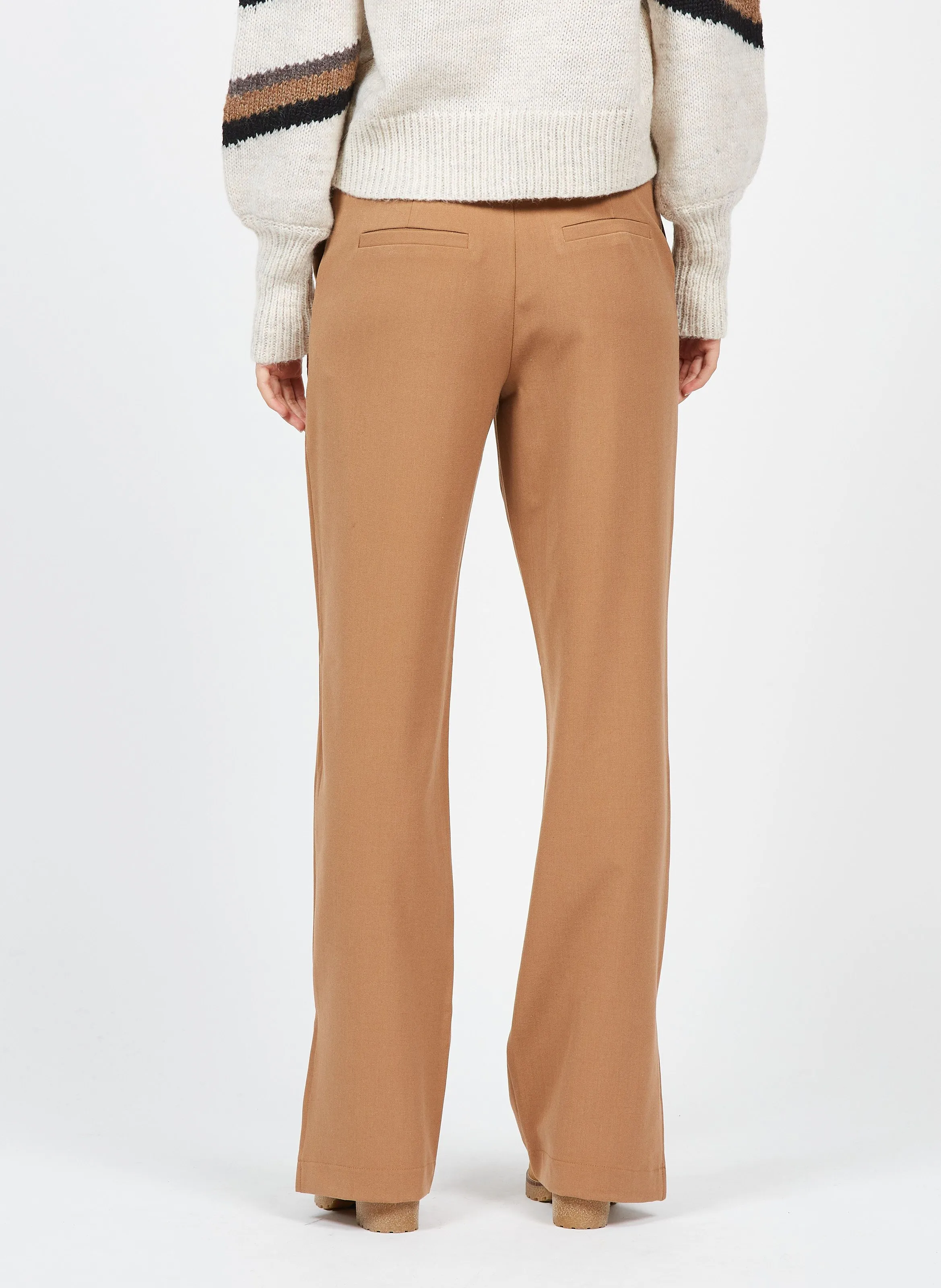 Pantalón ancho de talle alto en marron