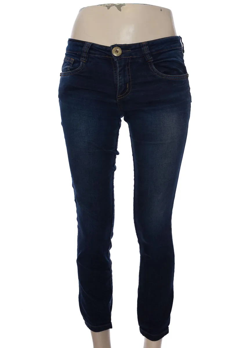 PANTALóN COLOR AZUL  FDS