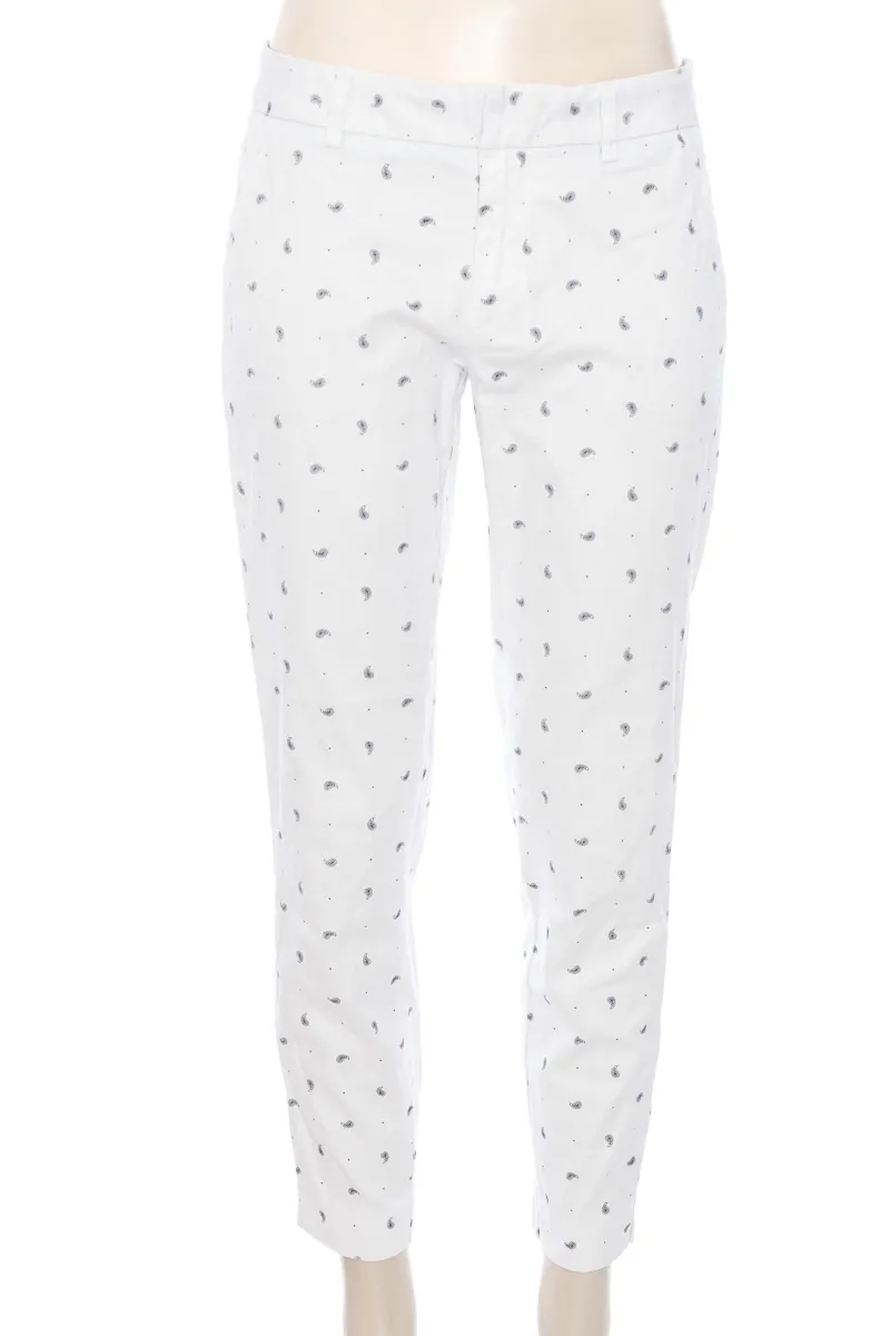 PANTALóN COLOR BLANCO  CHEVIGNON