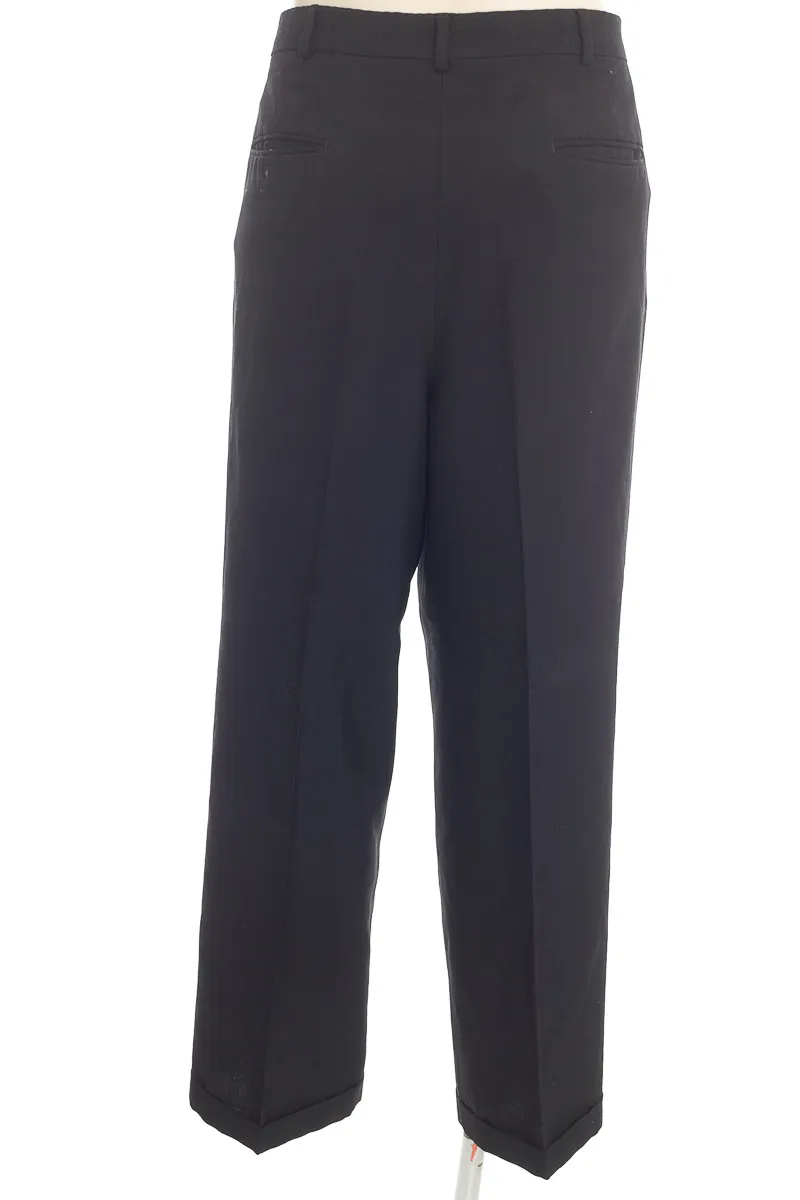 PANTALóN COLOR NEGRO  EVERFIT