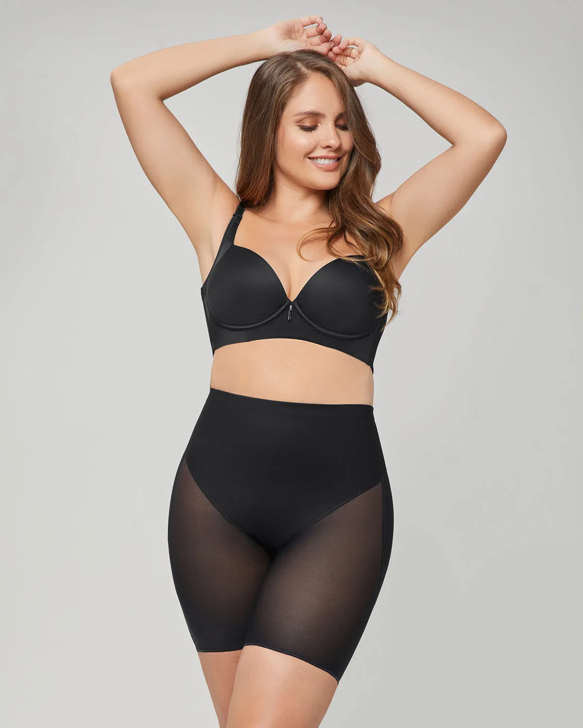 Panty faja tipo short levanta cola de control en abdomen