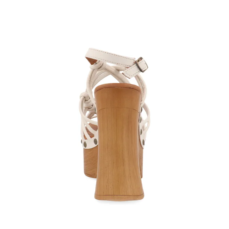 Sandalia de tacónTrender color Latte para Mujer