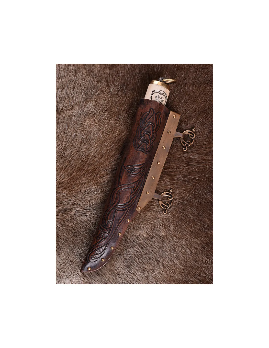 Seax o cuchillo vikingo con empuñadura en hueso decorado