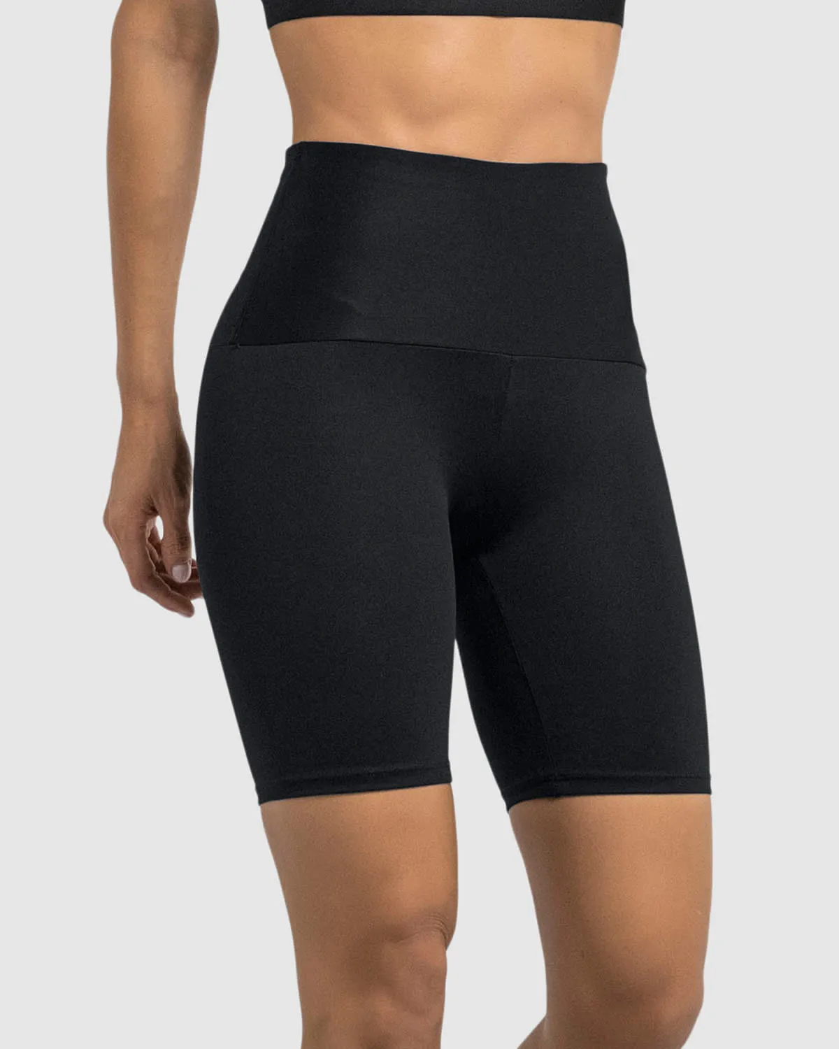 Short ciclista de control de abdomen y muslos