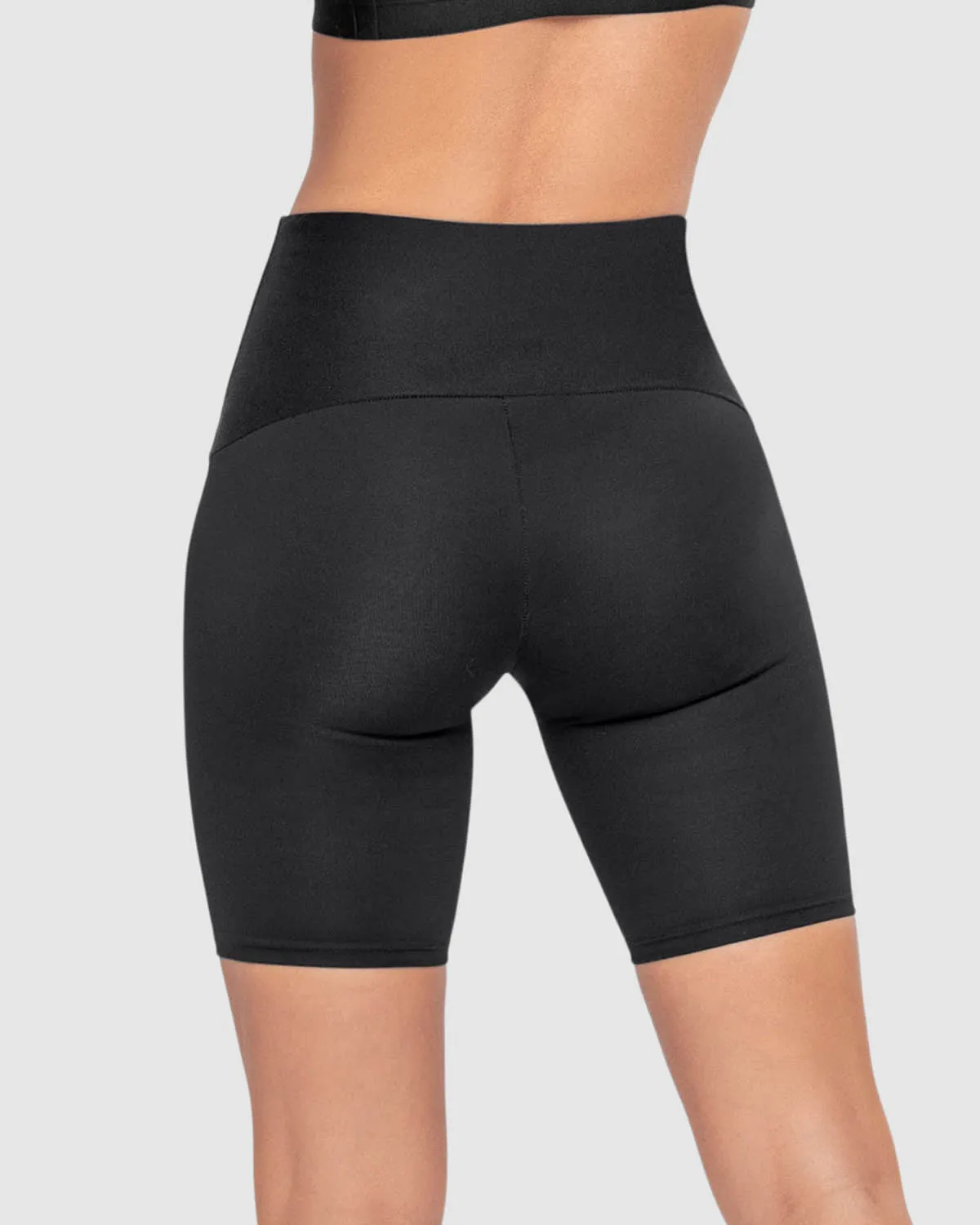 Short ciclista de control de abdomen y muslos