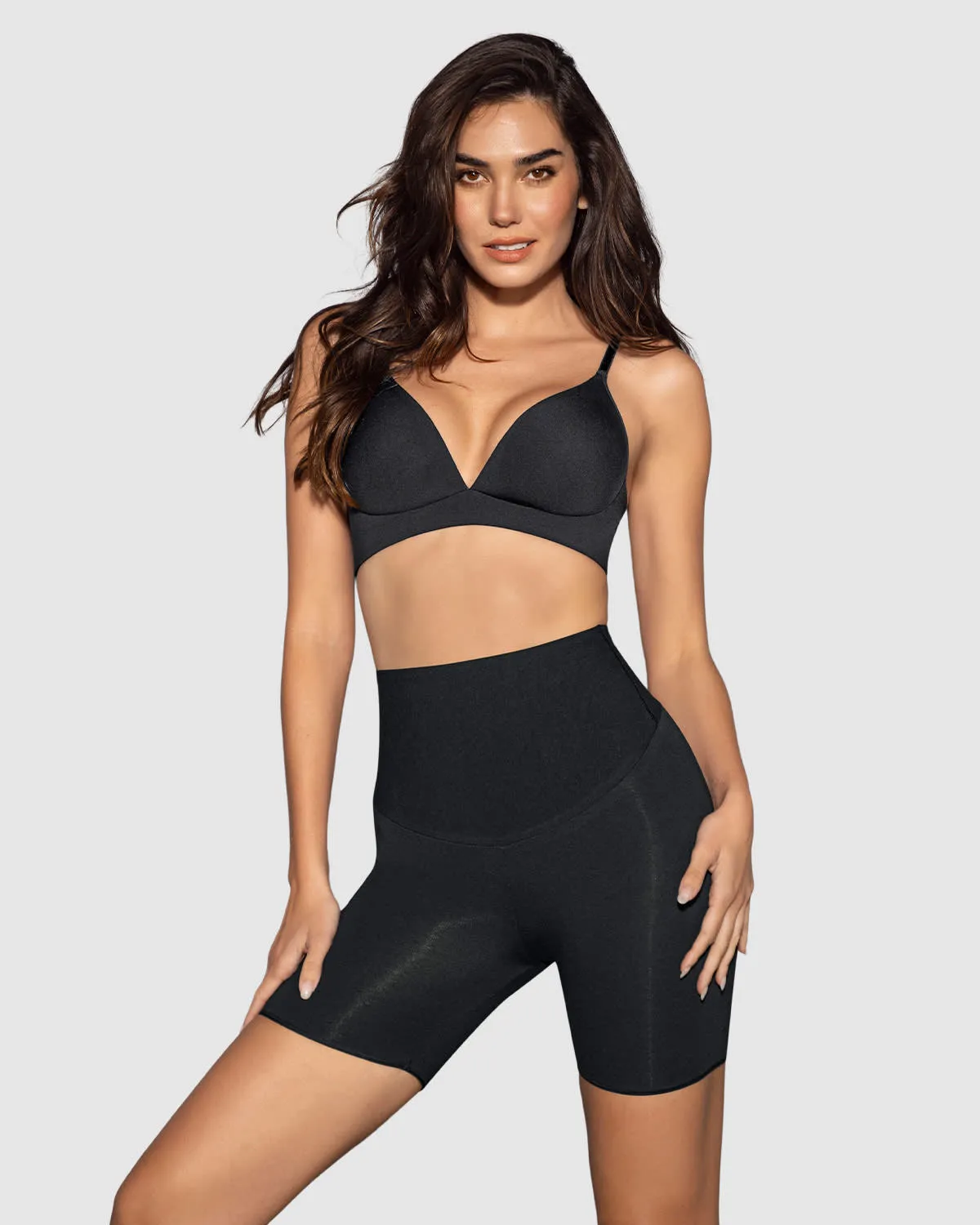 Short de control moderado en algodón