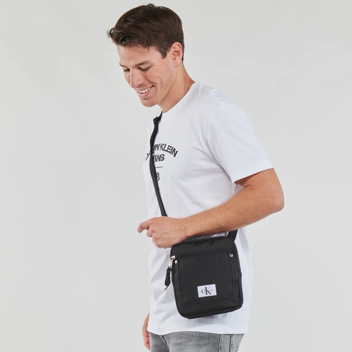 SPORT ESSENTIALS REPORTER18 W