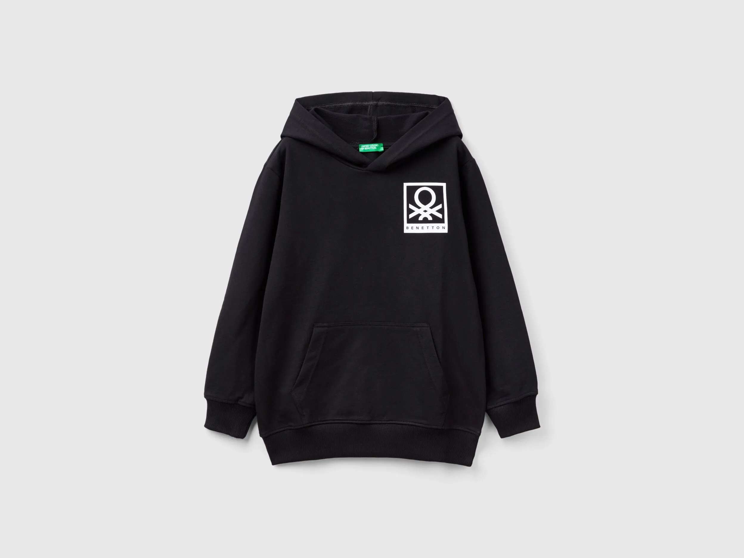 Sudadera ligera con capucha