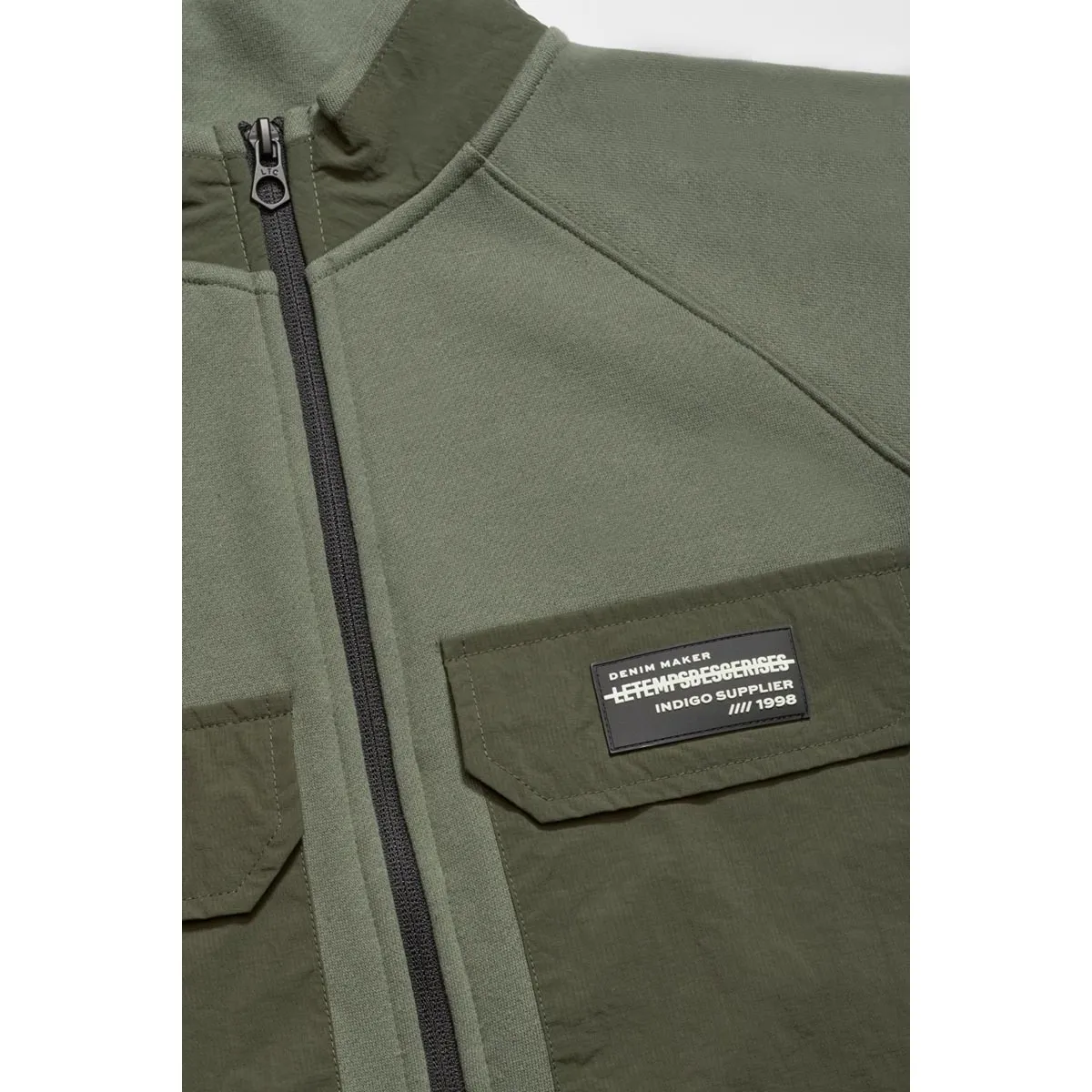 Sudadera y camisa MOLTOBO