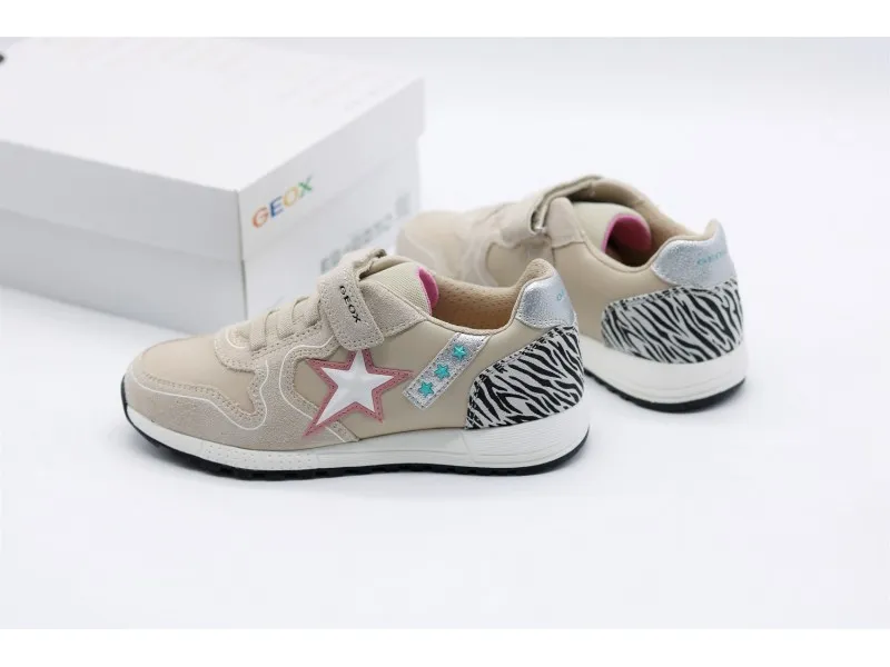 ZAPATILLA DEPORTIVA PARA NIÑA ALBEN J16AQA GEOX EN COLOR BEIGE